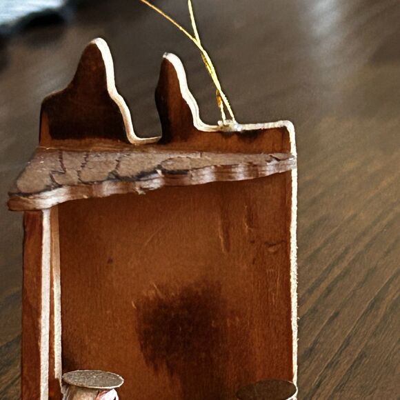 Vintage Russ Berrie 3" Nativity Scene Ornament Wood Jesus Mary Joseph Manger - Picture 4 of 7